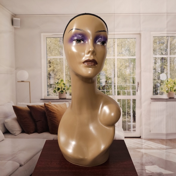 Mannequin Head can Display Hats Wigs Eyeglasses Jewelry Necklace Scarves - Picture 7 of 9